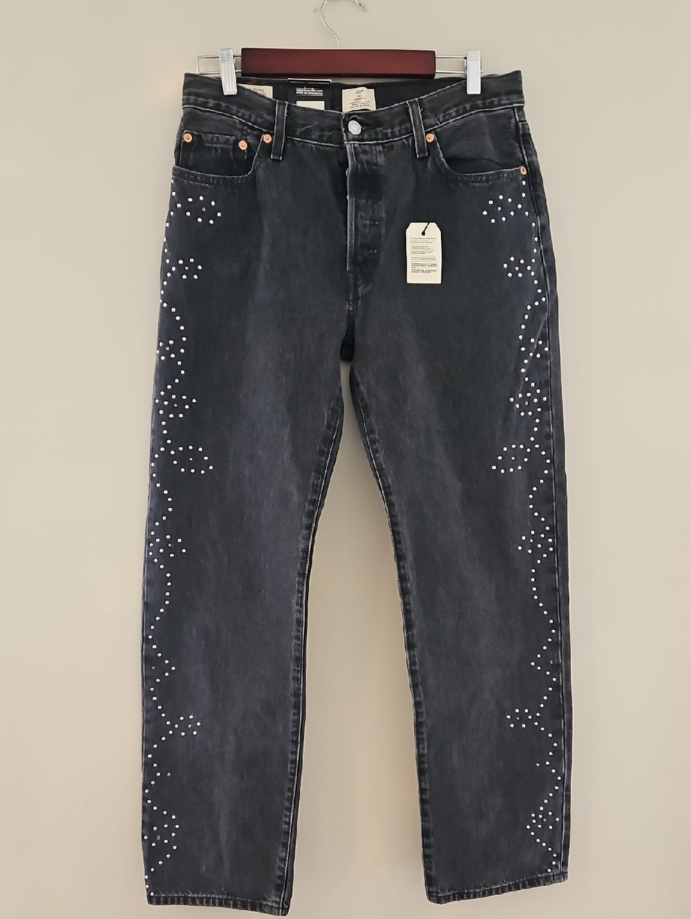 Levi's Black Straight-Leg Jeans with Silver Stud Detailing. Size 29 32